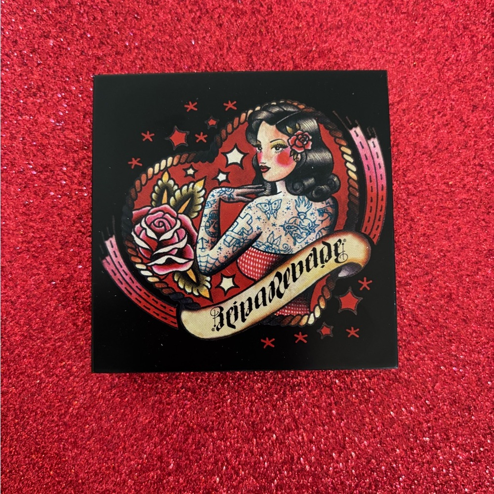 BNIB REINA REBELDE ADORADA COLOUR AND CONTOUR